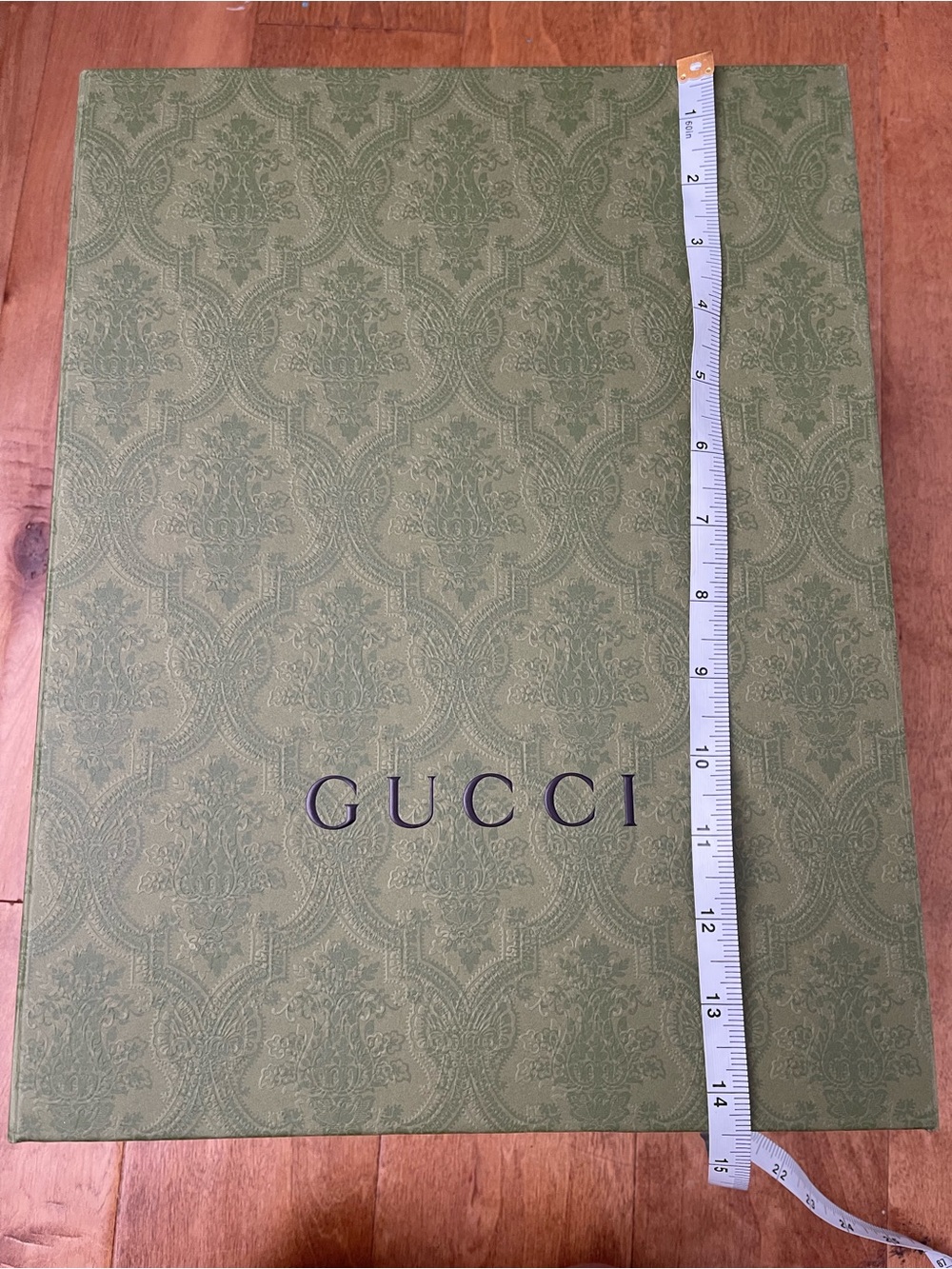 Gucci magnetic  Box